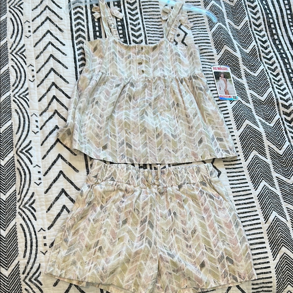 Rewash Cream Matching Set with Elegant Design